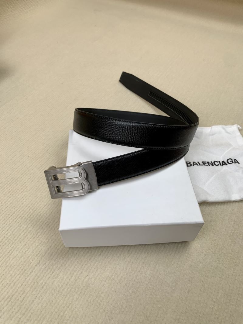 BALENCIAGA